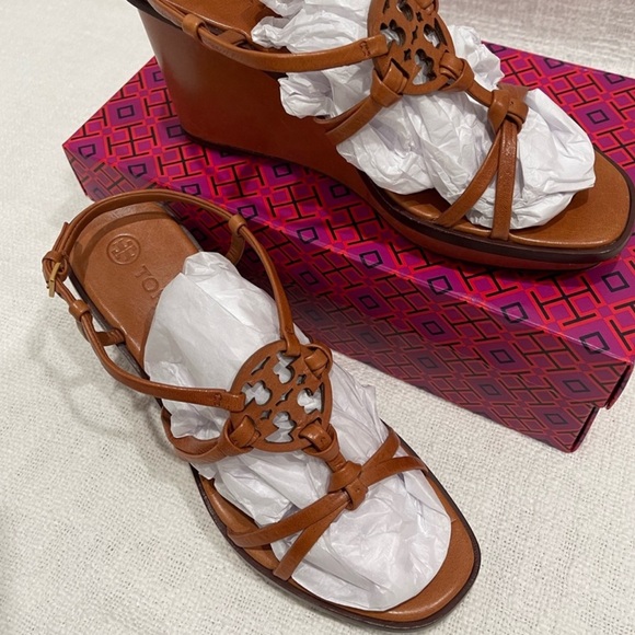 TORY BURCH Miller Wedge Sandals - Picture 7 of 11